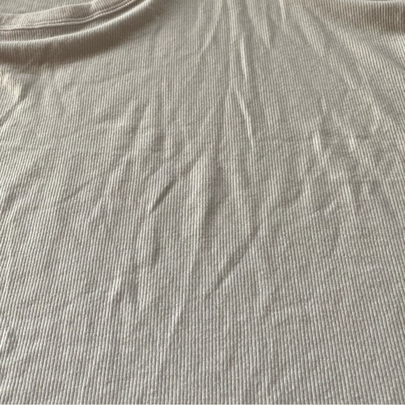NWOT Old Navy UltraLite Rib-Knit Racerback Tank Top - Picture 9 of 13